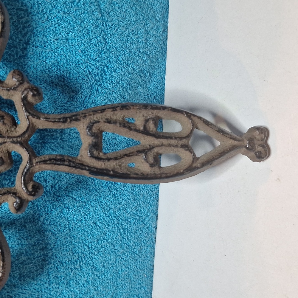 Cast Iron Cross - Picture 3 of 6